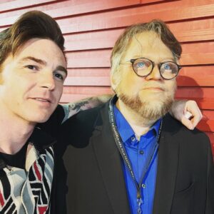 Drake Bell Instagram - Hablando con mi amigo Guillermo Del Toro sobre dirigir mi nueva pelicula
