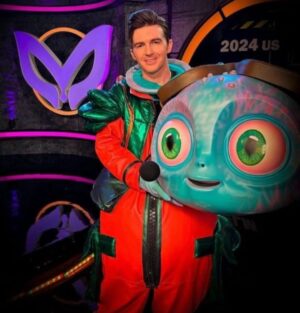 Drake Bell Instagram - 👽