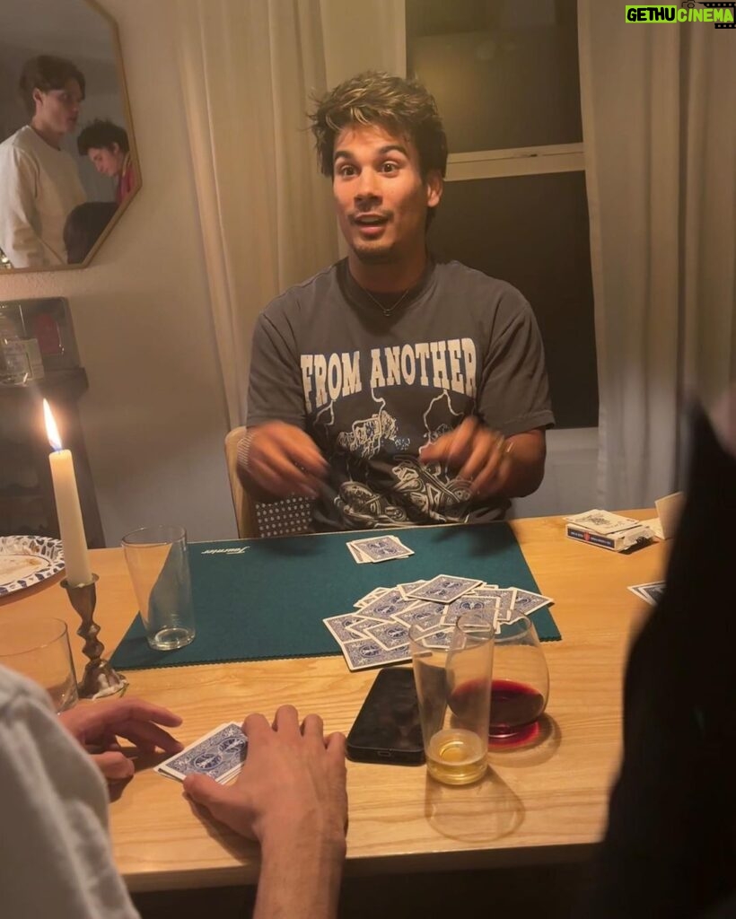 Drew Ray Tanner Instagram - Game night. Rat fight. Magic Sleight