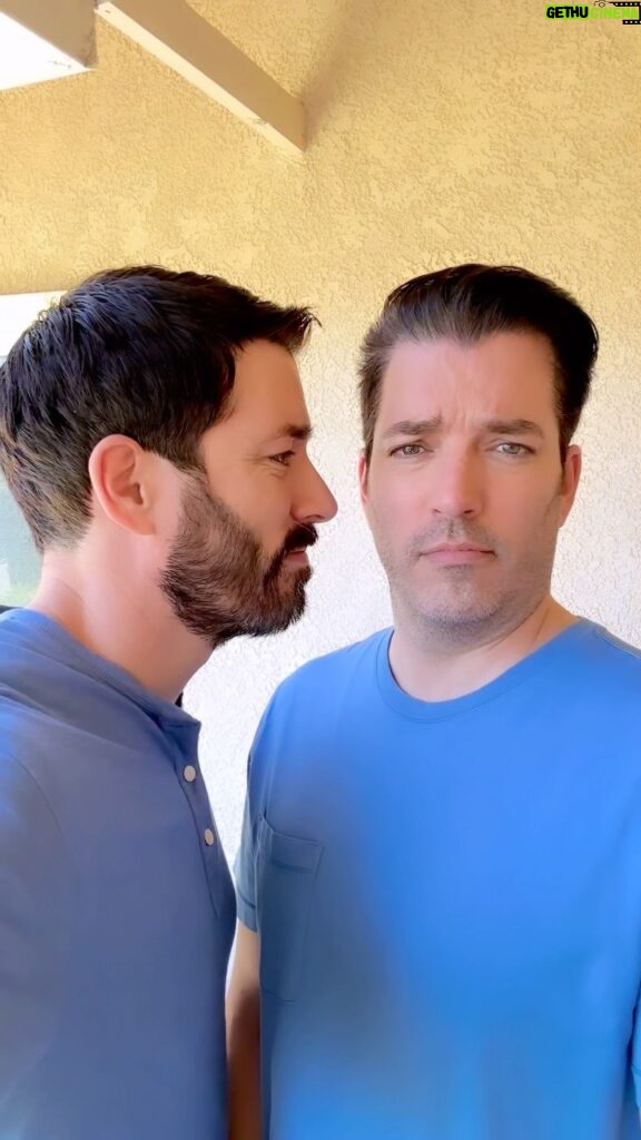 Drew Scott Instagram - Who needs a mirror when you have a twin!