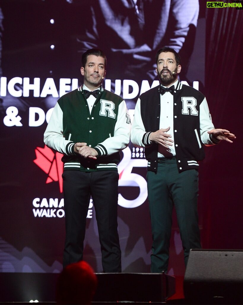 Drew Scott Instagram - Being a part of celebrating truly inspiring Canadians was such an honor. Thanks to @CWOFame for asking us to co-host with the one and only @deborahcox.