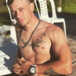 Dtoke Instagram - Lo que no te mata te hace más fuerte 😘