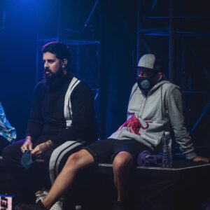 Dtoke Instagram - A veces uno tiene que tomar decisiones en la vida que son muy difíciles. Esas decisiones conllevan muchos sentimientos encontrados. Cerramos etapas para iniciar otras.
Quiero agradecer con un profundo sentimiento a todas la personas que gritaron, que se emocionaron, y que supieron vibrar alto en los momentos que pude entregar en el escenario.
Aclaro que no me retiro de las batallas aún, pero si es cierto que mi actividad de competencia será menos frecuente. Viví momentos increíbles en @fmsarg cosas que van a quedar para la historia.
Gracias @redbullbatalla por la confianza que me brindan año a año.
Se vienen proyectos hermosos que estoy seguro que los van a poder disfrutar. 
Esto no es un adiós, es un hasta pronto.
#estoespurofreestyle 
Los amo ❤️
Muy pronto les traigo novedades, se los prometo