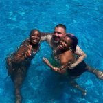 Duda Pimenta Instagram - Gente, estou aqui com a minha família nesse lugar que eu amo curtindo um fds incrível… e é óbvio que eu tô falando do Tauá Atibaia. Como sempre eles nos proporcionam momentos inesquecíveis!!!! E o mais gostoso é que a partir de dezembro teremos mais quartos, novos espaços gastronômicos, um parque aquático ainda maior para tirar onda. Sabe o que isso significa???? O que é maravilhoso, vai ficar ainda mais maravilhoso❤️ Entãoooooooooooo, quero saber quem eu vejo lá hein? Fica a dica e partiu Taua Atibaia Tauá Hotel & Convention - Atibaia