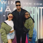 Duda Pimenta Instagram - Pensa numa noite linda gente 🗣️🗣️🗣️ Rolê com os melhores e show de milhões do @leosantana , me joguei e não foi pouco. Quero agradecer a @hellogroup_ pelo convite, foi incrível, rolou até foto com o Léo acho que nunca me senti tão baixinha na vida 😂 Obg tbm @umusicbrasil por essa oportunidade incrível, vcs arrasaram dms.