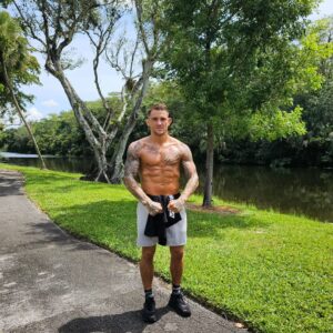 Dustin Poirier Instagram - Less than 2 weeks away!!!

#PaidInFull #ElDiamante #IDGT
