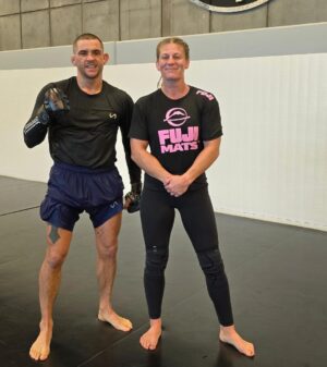 Dustin Poirier Instagram - Nothing to see here folks.. just 2 @ufc fighters 👊

@tlfapparel