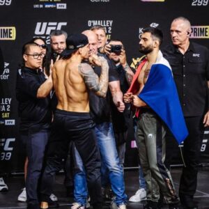 Dustin Poirier Instagram - It's going down tomorrow night!! Let's go MIA

📷- @dannymosaic

#PaidInFull #ElDiamante