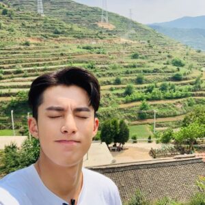 Dylan Wang Thumbnail - 0.9 Million Likes - Most Liked Instagram Photos