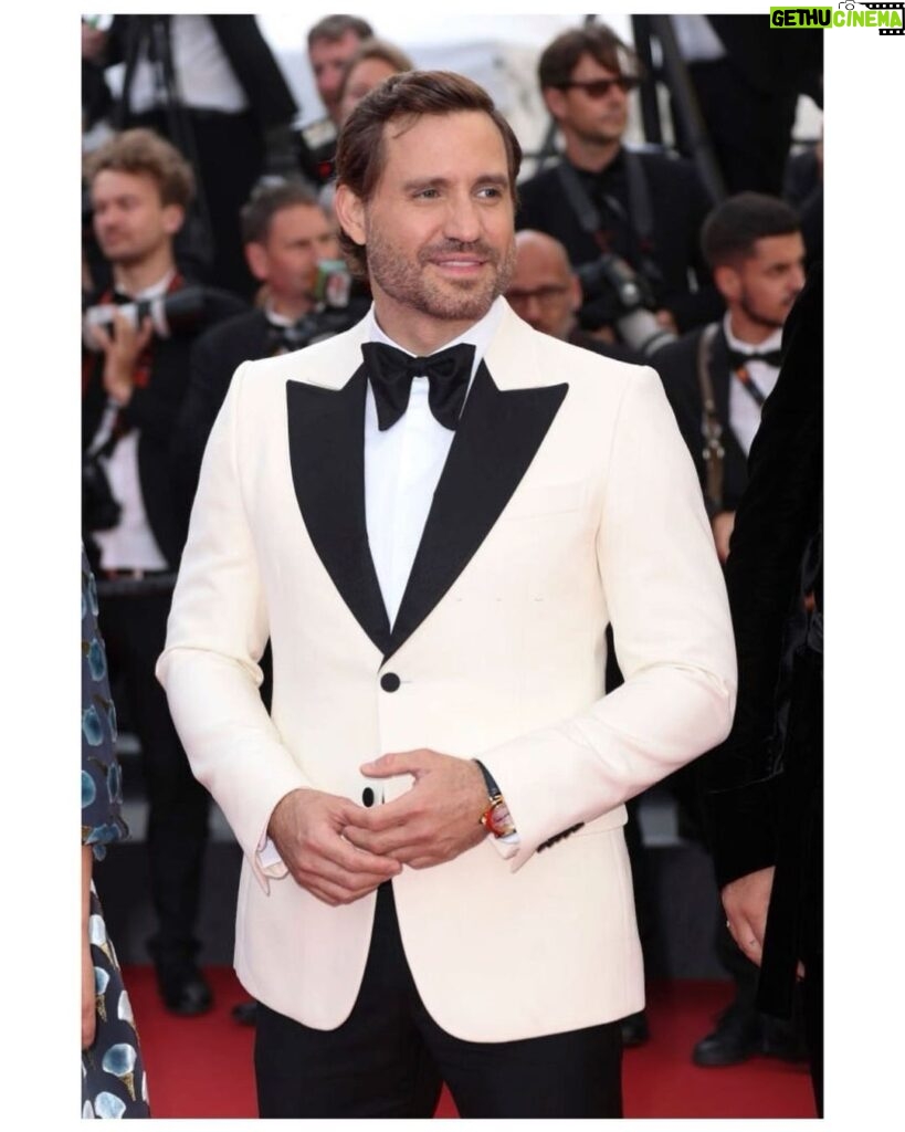 Edgar Ramírez Instagram - Happy 75th Anniversary @festivaldecannes It’s a great honor to celebrate you! ✨✨✨✨✨✨✨✨✨✨✨✨✨✨ #uncertainregard #cannesfilmfestival #cannes2022 Dressed by: @gucci Armored by: @cartier Styled by: @jasonbolden Tailored by: @howiskaren Skin Cared by: @lordgmv