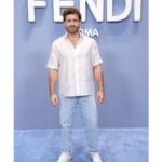 Edgar Ramírez Instagram - Walking into summer with #FendiSS23 ☀️🇮🇹 Milan, Italy