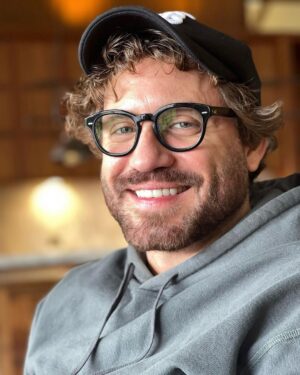 Edgar Ramírez Instagram - 🤓 🇦🇺