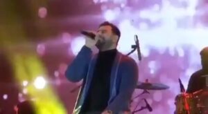 Ehsan Khajeamiri Instagram - دلم برای زندگی کردنامون و  لحظه های نابی که کنار شما داشتم یه ذره شده ❤️