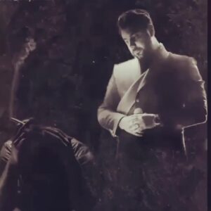 Ehsan Khajeamiri Instagram - وقتی گاهی منو دل تنها میشیم  حرفهای نگفتنی رو میشه دید
میشه تو سکوت بین ما دو تا  خیلی از ندیدنی ها رو شنید