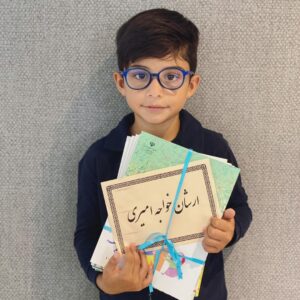 Ehsan Khajeamiri Instagram - کلاس اولی من 😍
همه ی بچه ها رو به خدای بزرگ میسپارم ❤️
