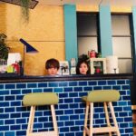 Eiji Akaso Instagram - 「彼女はキレイだった」第9話 今夜21時放送です！ さぁ、団結したモストは強いですよ。 是非お楽しみ下さいませ！ 写真はジャクソンと生首ごっこ #彼女はキレイだった #かのきれ #生首 #夏の夜のホラー #ハートブレイク旅行お疲れ様
