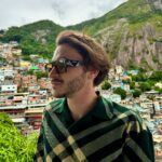 Eldar Dzharakhov Instagram - Если мой каждый день, как день рождения, получается мне шас 10 000 лет где-то Favela do Vidigal