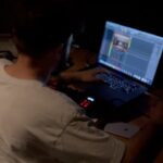 Eldar Dzharakhov Instagram - Джарахов VS ЗЛОЙ МАЛОЙ music camp, день 5! Пытался определиться с гендером, разобраться, как петь в кальян и съесть Искандера Искандеркуль