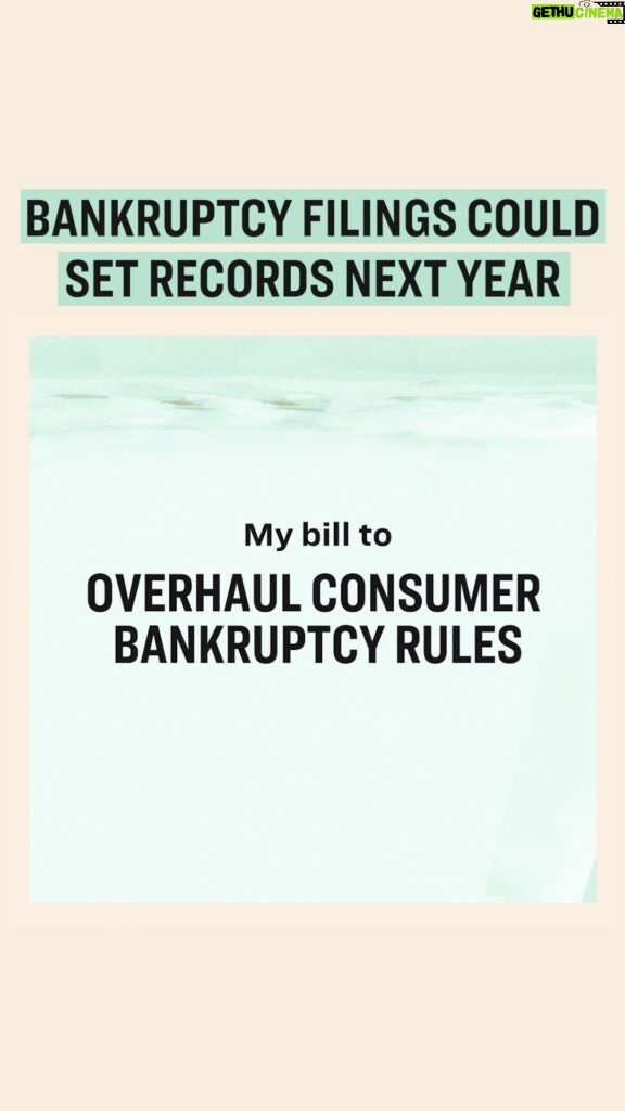 Elizabeth Warren Instagram - Here’s a lingering effect COVID-19 will likely have on our economy: a rise in bankruptcies. The number of people filing for bankruptcy could hit records next year. Let’s talk about how my bill to overhaul consumer bankruptcy rules will help Americans get back on their feet: