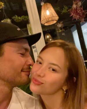 Ellen Adarna Instagram - Name: Derek Arthur Ramsay 
Gender : Male
Relationship Status : Married
Age : IMMATURE
Zodiac Sign : Sagittarius
Chinese Zodiac : Dragon

Happy Immature Birthday My Love 😂! My GOR! 🎁🎊🎂❤️🎈😘 I love you soooo very very very much! You make me feel young 😂, happy, content, lucky and blessed #wow 😍🥰 @ramsayderek07
