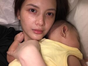 Ellen Adarna Instagram - 5 years today my baby boy ❤️ thank you for giving my life purpose and meaning ❤️ For teaching me patience, empathy and unconditional love. See you in a bit! ❤️ Mama loves you forever and ever and ever ❤️ 👩‍👦 #timefliessofast 🥹