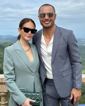 Ellen Adarna Instagram - My Brothers Wedding 👰‍♀️🤵 nadayun jud 😂🤪 @louisetabaquero @ricoadarna HAHAHAHA