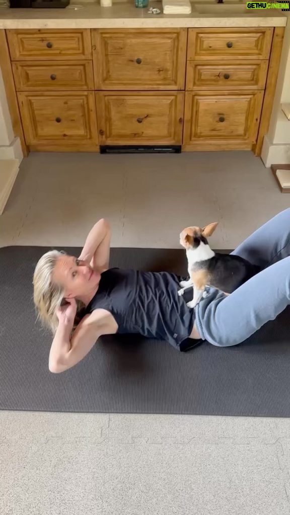 Ellen DeGeneres Instagram - Portia’s Pilates trainer is very hands on.