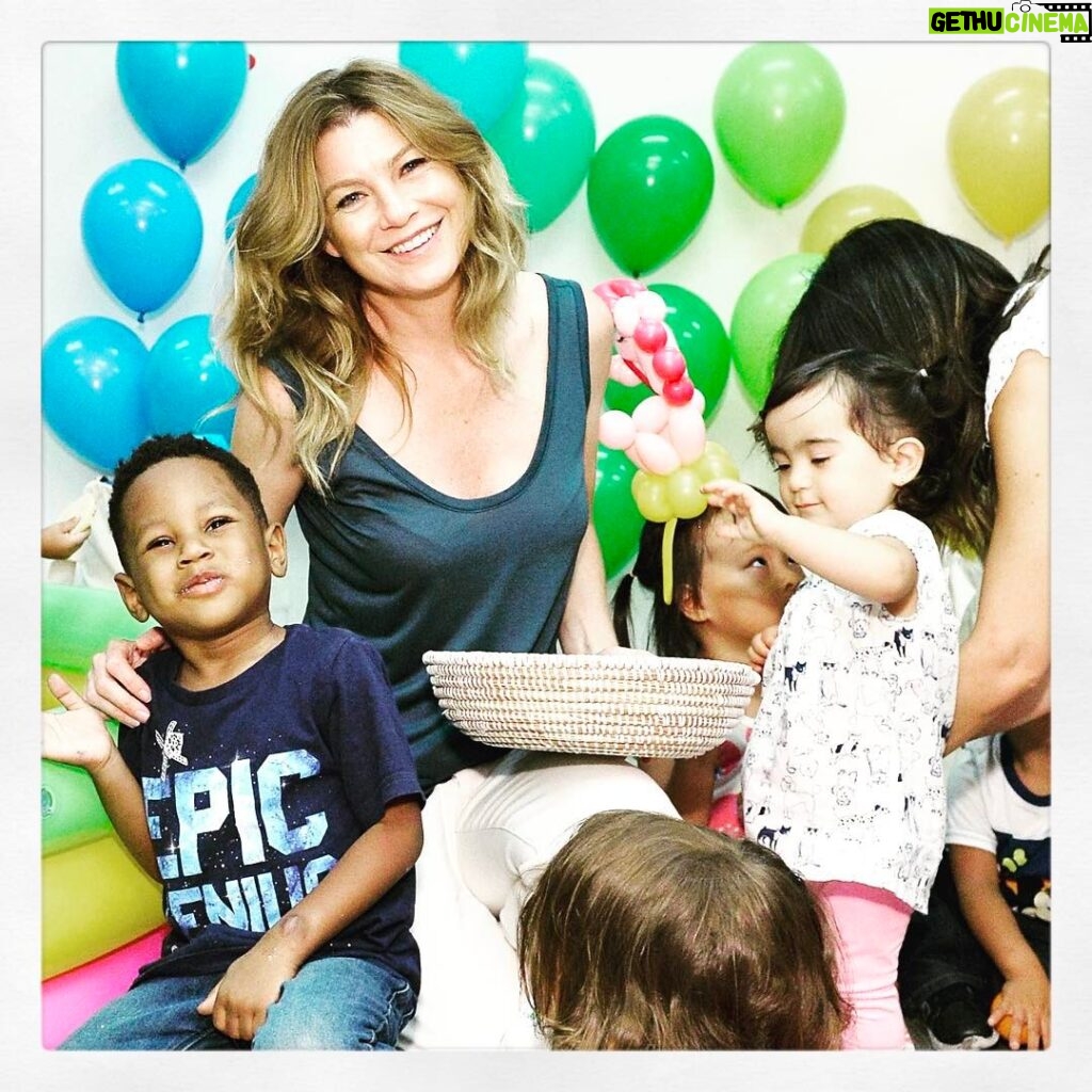 Ellen Pompeo Instagram - So much fun yesterday with the @Baby2Baby kids and @PullUps. I'm honored to support my favorite charity Baby2Baby and accept a donation of 500,000 Pull-Ups Training Pants for the low-income babies they serve. Many thanks and applause for all the women who volunteered their time to give back and help others... and bravo to @PullUps for an impressive donation ❤️🙏🏽