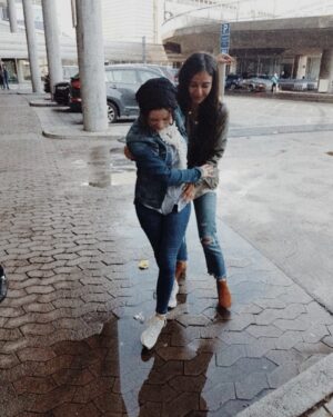 Elnaz Habibi Instagram - با
آیسودا♥️