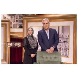 Elnaz Habibi Instagram - امشب مهمون خانه هاتون هستم در برنامه دورهمى🌟