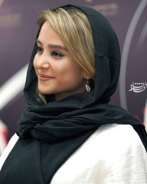Elnaz Habibi Instagram - اکران مردمی فیلم سینمایی پیتوک🤍