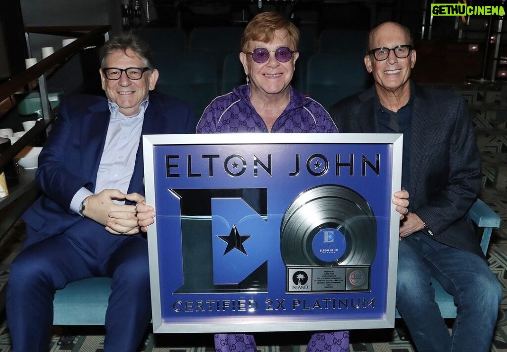 Elton John Instagram - ‼️🤩2 MILLION COPIES OF DIAMONDS SOLD IN THE US🤩‼️ My huge thanks goes to @riaa_awards for the certification, to Sir Lucian Grainge, Bruce and all of those at UMG and UME for your continued support of my music, and of course to all the fans who continue to love and listen to the tracks. I love you all!