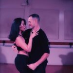 Emeraude Toubia Instagram - It’s been a while… una bachata with @ronaldhidalgo09 ❤️‍🔥