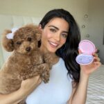 Emeraude Toubia Instagram - My smile is no secret: @invisalign aligners! A great day starts with good morning kisses from Goldie, and my Invisalign® aligners! On my journey to a great smile with the most advanced clear aligner system in the world. And they're so comfortable!! Click the link in my bio to find an Invisalign doctor near you! Thank you Invisalign treatment for being a great reason to smile :) #invisalignpartner #invisalign #SmileSquad