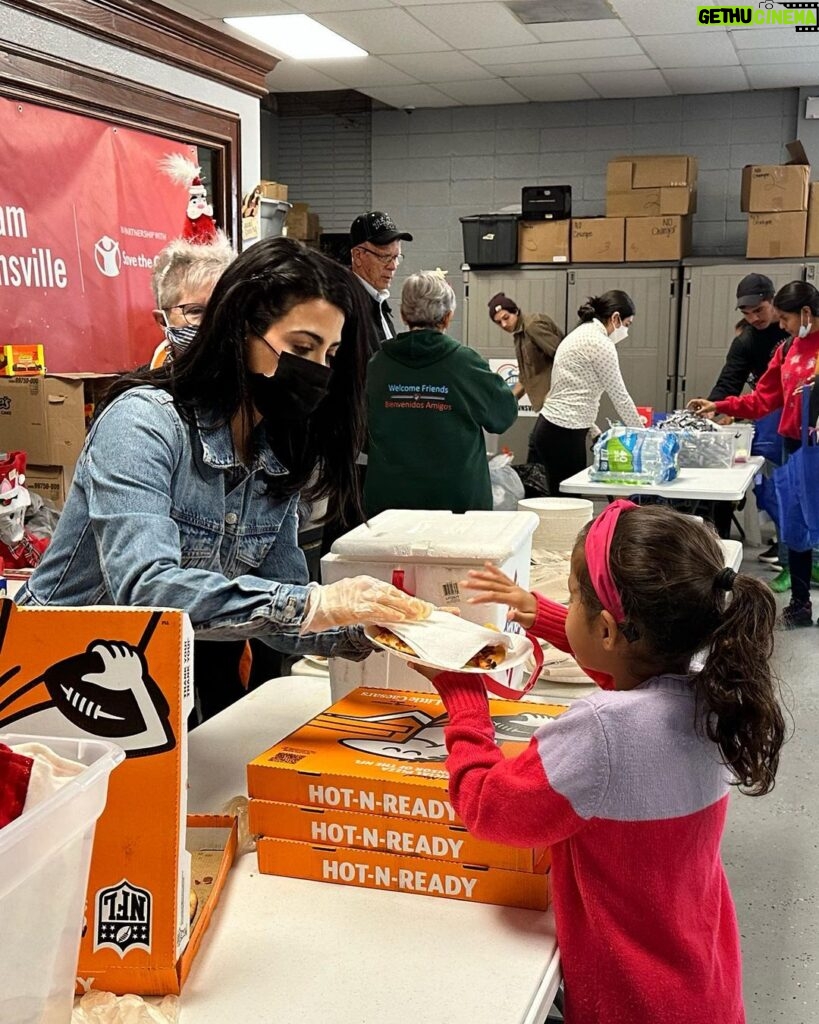 Emeraude Toubia Instagram - Every day is holiday season for @teambrownsville! Working nonstop to get asylum seekers the help they need to live lives of safety, freedom and dignity. Today I joined Team Brownsville to bring a smile, comfort, information and supplies to people in need. To my local friends, I ask you to help with donating food, feminine hygiene products, baby food, etc. And to my friends around the world, please donate through their website. I urge you to help Team Brownsville or any charity of choice, not only this holiday season, but year round. It’s not the size of the present; it’s the size of your heart. Our future starts now! Brownsville, Texas