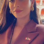 Emeraude Toubia Instagram - Celebrating the Mexico/USA Bicentennial! The panoply of life that is Mexico City: from Bad Bunny at Estadio Azteca to exquisite dinners at the Embassy, Frida Kahlo to Palacio Nacional to street tacos! And the generous, visionary people who made this event so exciting. We must continue to appreciate and celebrate every day to strengthen this international relationship, this bond between peoples. Thank you Equis team for making this trip unforgettable! Mexico City, Mexico