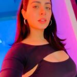 Emeraude Toubia Instagram - color in time and space. Chromosaturation by Carlos Cruz Diez The Museum of Contemporary Art