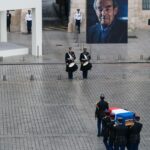 Emmanuel Macron Instagram - Robert Badinter avait choisi la vie. Place Vendôme