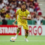Emre Can Instagram - Dieses Jahr war für uns und unsere Fans sicher nicht einfach. Es war ein Wechselbad der Gefühle. Wir als Mannschaft suchen die Ursachen nicht bei anderen, sondern werden unser Bestes geben, die Fehler der Vergangenheit zu korrigieren und unseren Fans wieder mehr Freude zu bereiten. Vielen Dank für eure Treue und die Kraft, die ihr uns gebt. Ich wünsche euch allen ein gesundes und erfolgreiches neues Jahr 💪🏽 2024 wird ⚫️🟡 #weCan #EC23