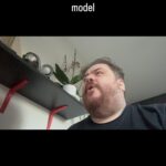 Emre Mutlu Instagram - Sürekli çevresiyle CİMER’lik olan model.
