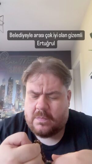 Emre Mutlu Instagram - Belediyeyle arası çok iyi olan gizemli Ertuğrul