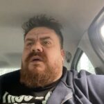 Emre Mutlu Instagram - Tesadüfen birini bulunca “elimiz kolumuz uzundur” triplerine giren model.