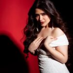 Ena Saha Instagram - #calcuttaschoolofcontemporaryphotography #cscp #cscpforever #nikon #nikonindia #nikonasia #vogue #voguemagazine #vogueitalia #vogueindia #harpersbazaar #potrait #portraitsofficial #model #fashion #instafashion #fashionportrait #fashionphotography #fashionphotographer #fashionmodel #modelzgalery #tollyplanetbangla #studiofashion #westernfashion #instagram #instagramers #instadaily #photooftheday @ena1996gemini @kiara_sen111 @sahababusona @cscp.school @nikonindiaofficial @nikonasia @studio.32f Kolkata - The City of Joy