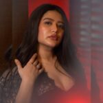 Ena Saha Instagram - Summer fever. #enasaha #photooftheday #photoshoot #actress #red #black #dress #trending #statement #tollywood #tollywoodonline #outfitoftheday #actorslife #home #light #explorepage #explore #t2puparazzi