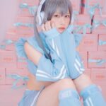 Enako Instagram - 新作写真集『可愛くてごめん』です🐱💓