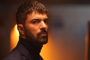 Engin Akyürek Instagram - Akşam başlıyoruz @adimfarahdizi @foxturkiye @demetozdemir