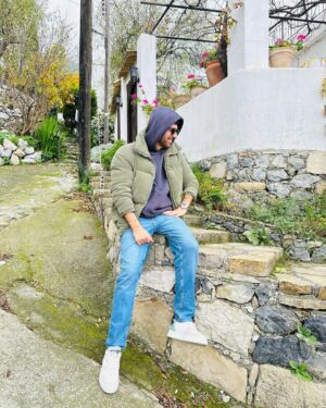Engin Akyürek Instagram - Bol gülüşlü yıllar😊