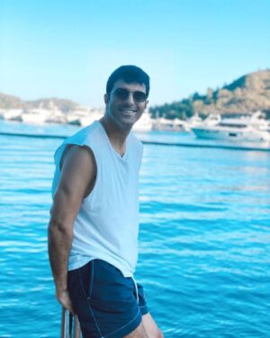 Engin Akyürek Instagram - İyi bayramlar😊