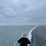 Enrique Gil Instagram - 🖤 Dyrhólaey Sea Arch