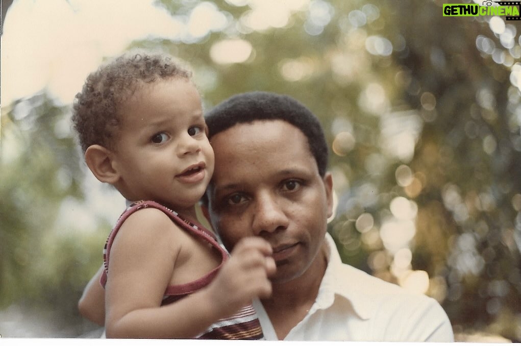 Eric André Instagram - Can’t believe it’s been a year since my dad passed away 😢 🕊️ Love you pops 🌺 Forever in my heart 💜 Miami, Florida